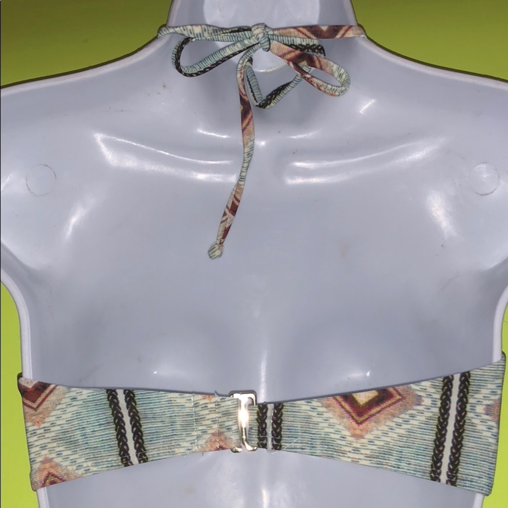 Beach Riot Bikini Top - Picture 5 of 7